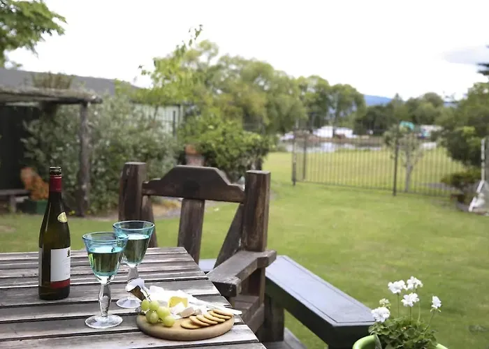 Roselake Retreat